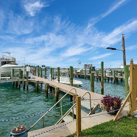 Grand 2 Bedroom On The Intracoastal Ривиера Бийч Екстериор снимка